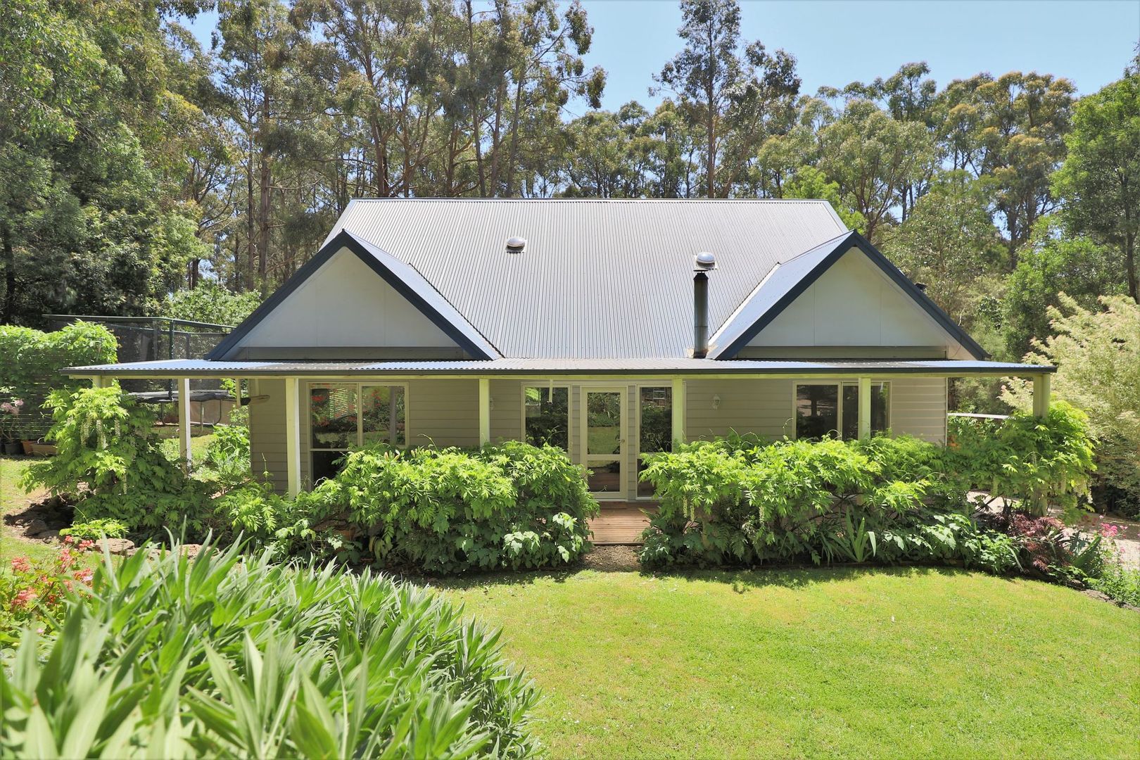 Property Report For 11 Jordan Way Mirboo North Vic 3871