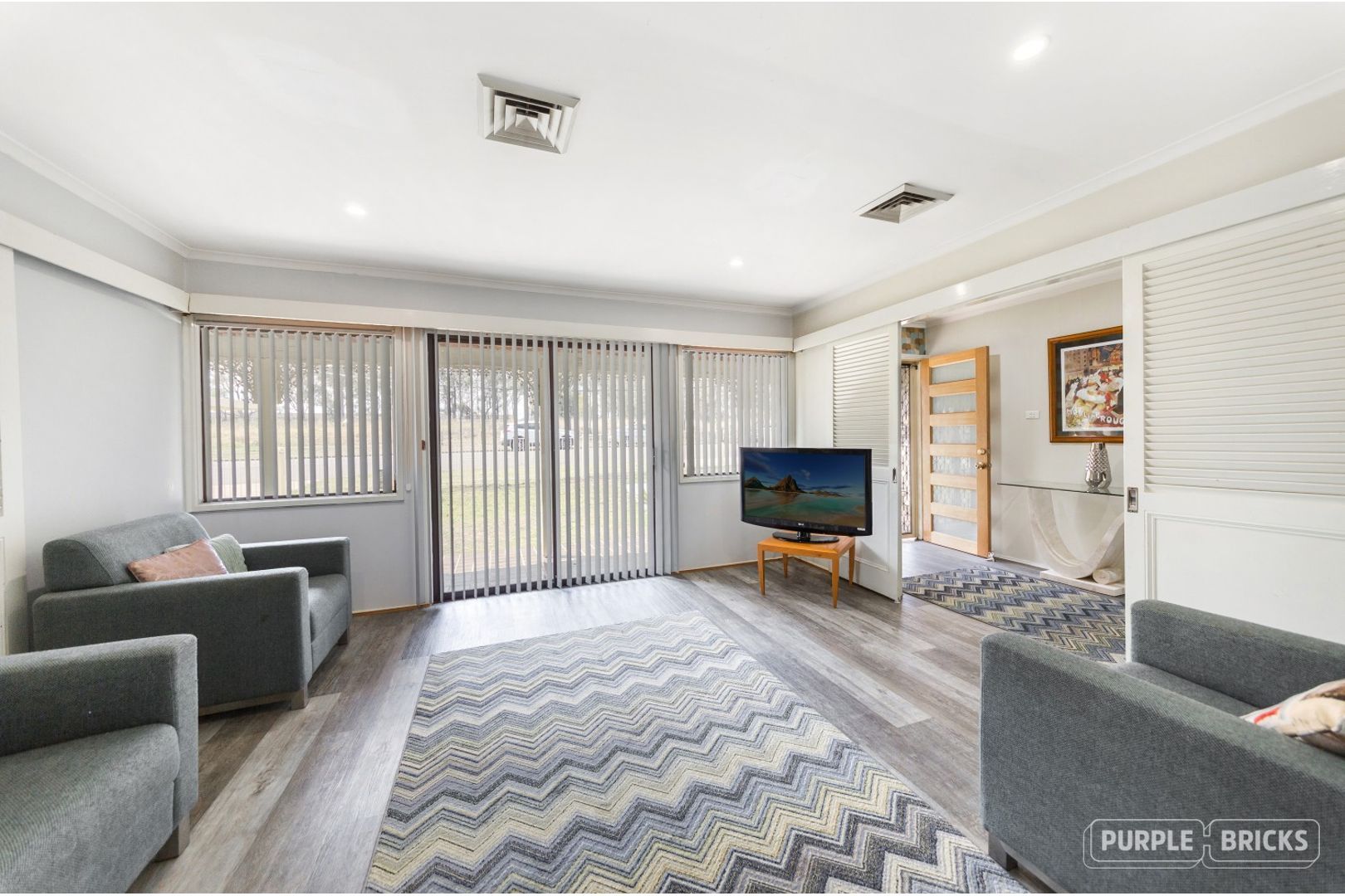 25 Tennyson Parade, Guildford West NSW 2161
