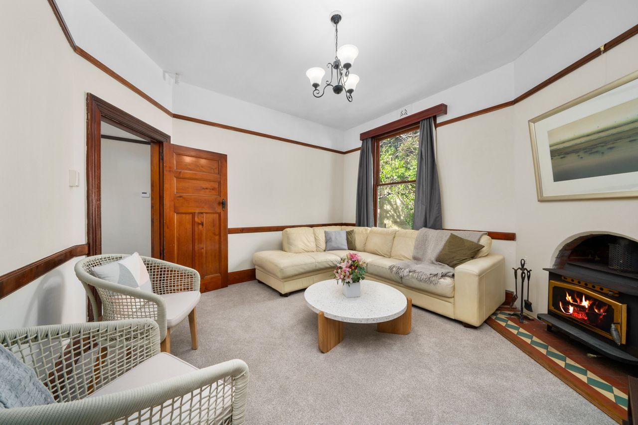 3 bedrooms House in 260 Brooker Avenue NORTH HOBART TAS, 7000