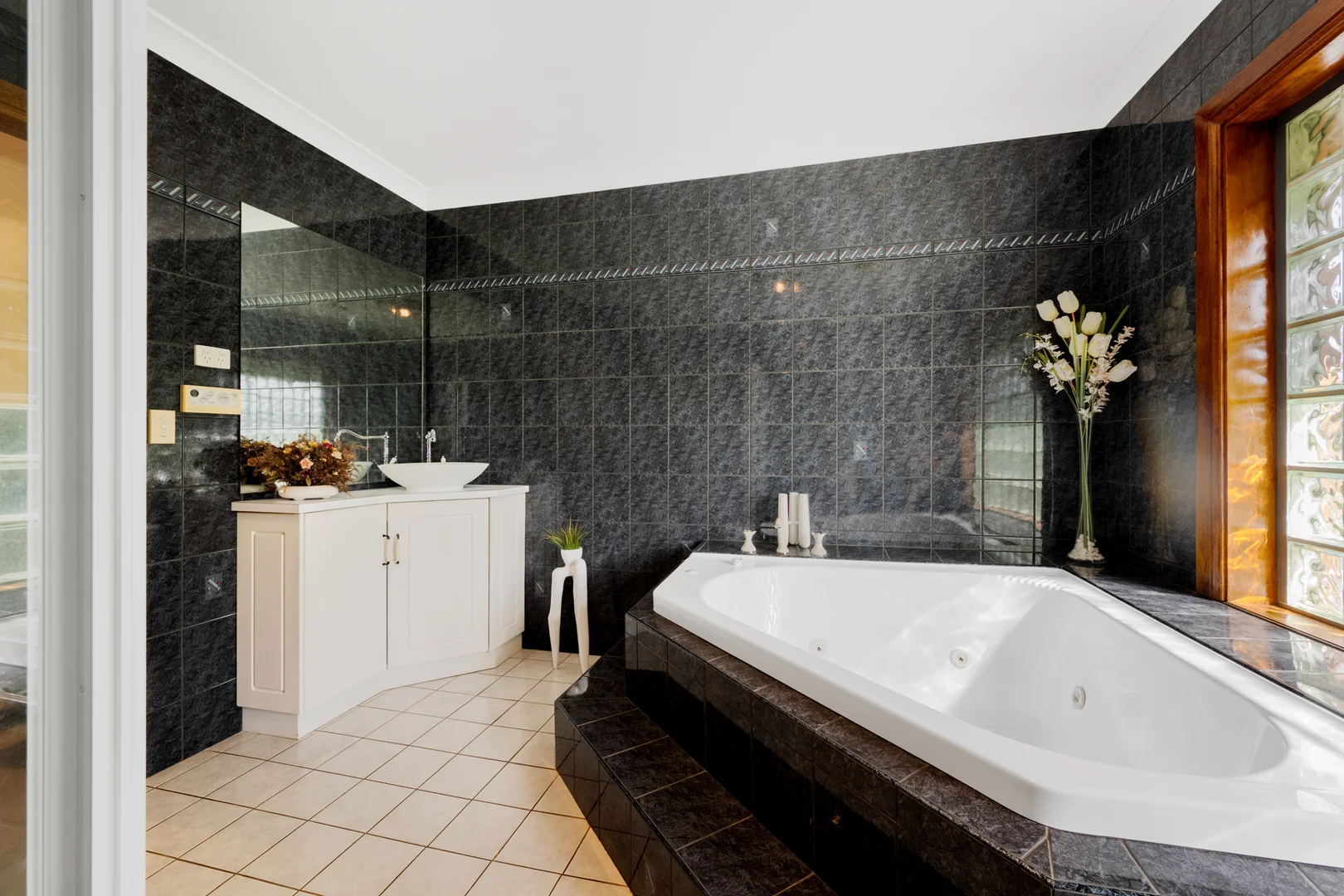 Additional image 10 of 4 Vivienne Avenue, Mount Gambier SA 5290