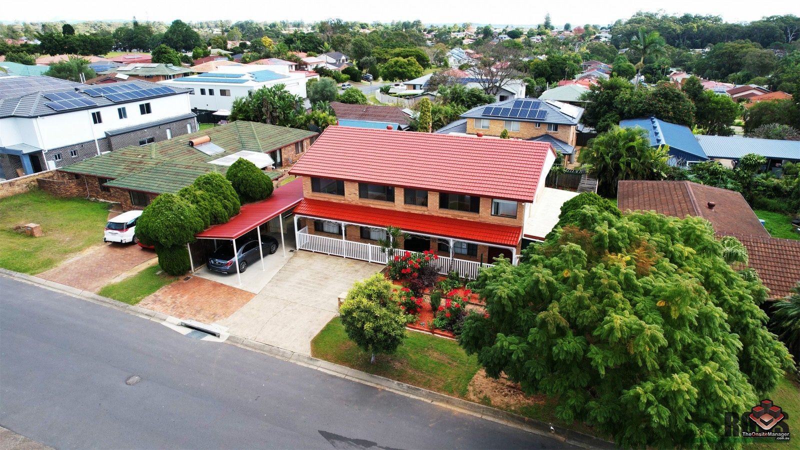 7 bedrooms House in 37 Ballater Street SUNNYBANK HILLS QLD, 4109