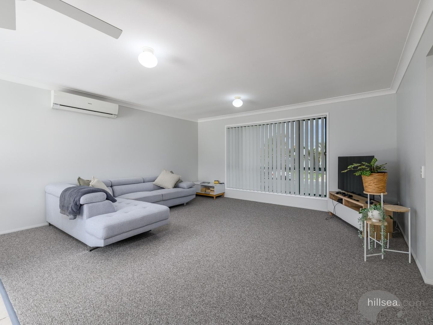 52 Marble Arch Place, Arundel QLD 4214, Image 1