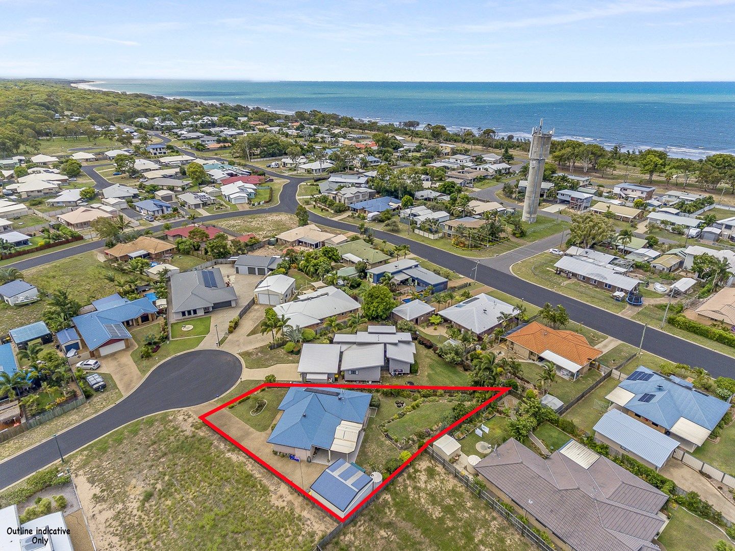 6 Willow Ct, Moore Park Beach QLD 4670, Image 0