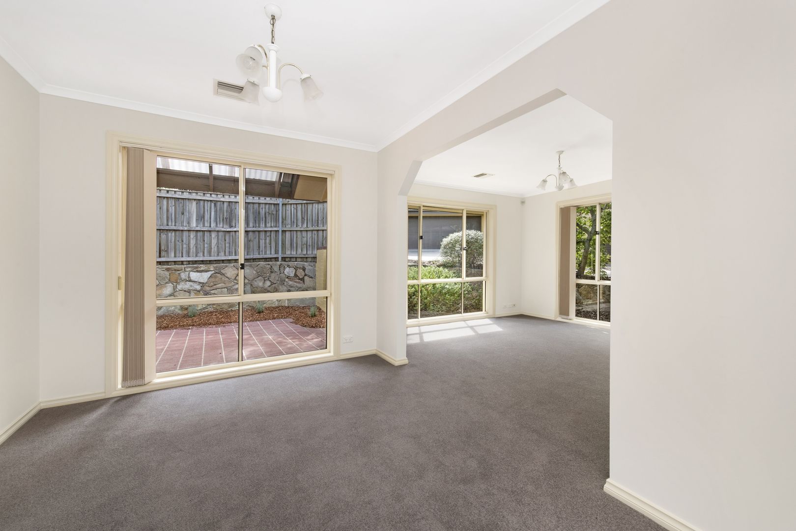 19/4 Tauss Place, Bruce ACT 2617, Image 2