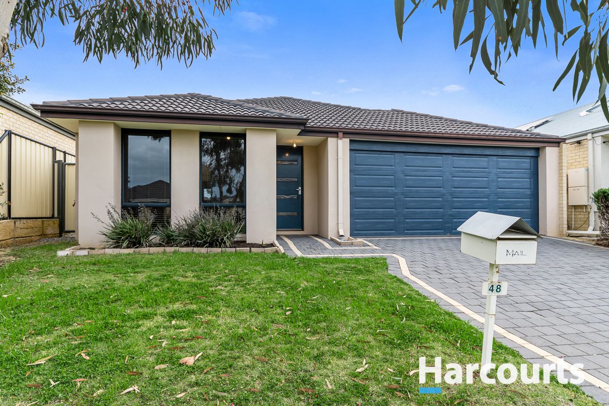 4 bedrooms House in 48 Cherokee Green CLARKSON WA, 6030