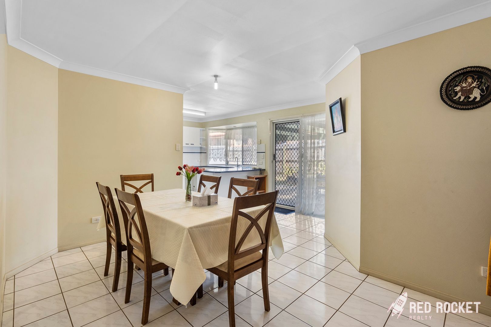 5 Hampden Crescent, Heritage Park QLD 4118, Image 2