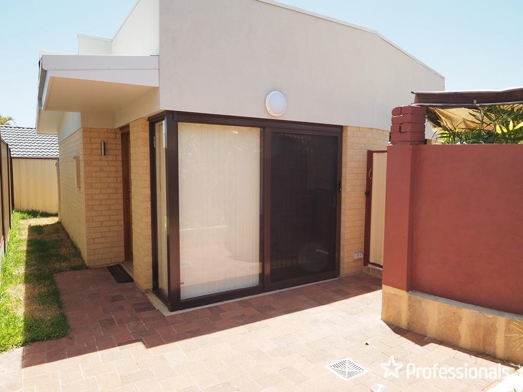 1 bedrooms House in 13 Jarrah Grove GOSNELLS WA, 6110