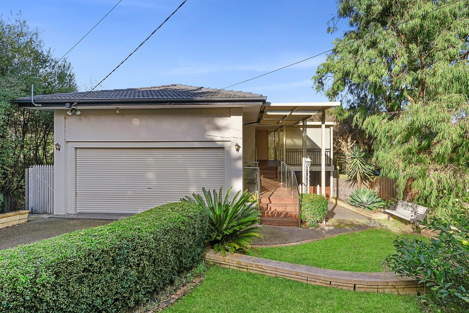 4 bedrooms House in 4 Bonnyview Road MOUNT ELIZA VIC, 3930