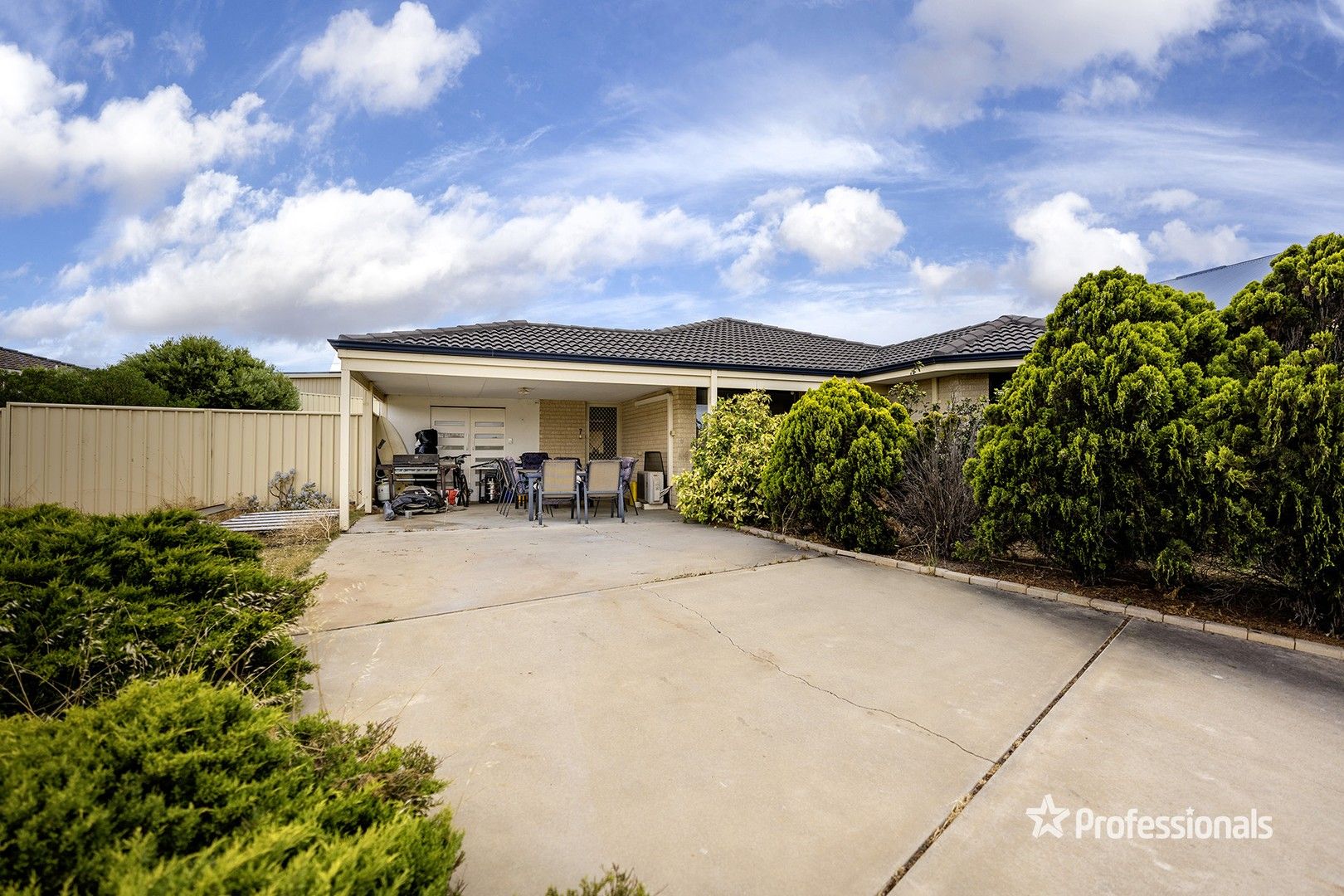 7 Paula Maslen Place, Mount Tarcoola WA 6530, Image 0