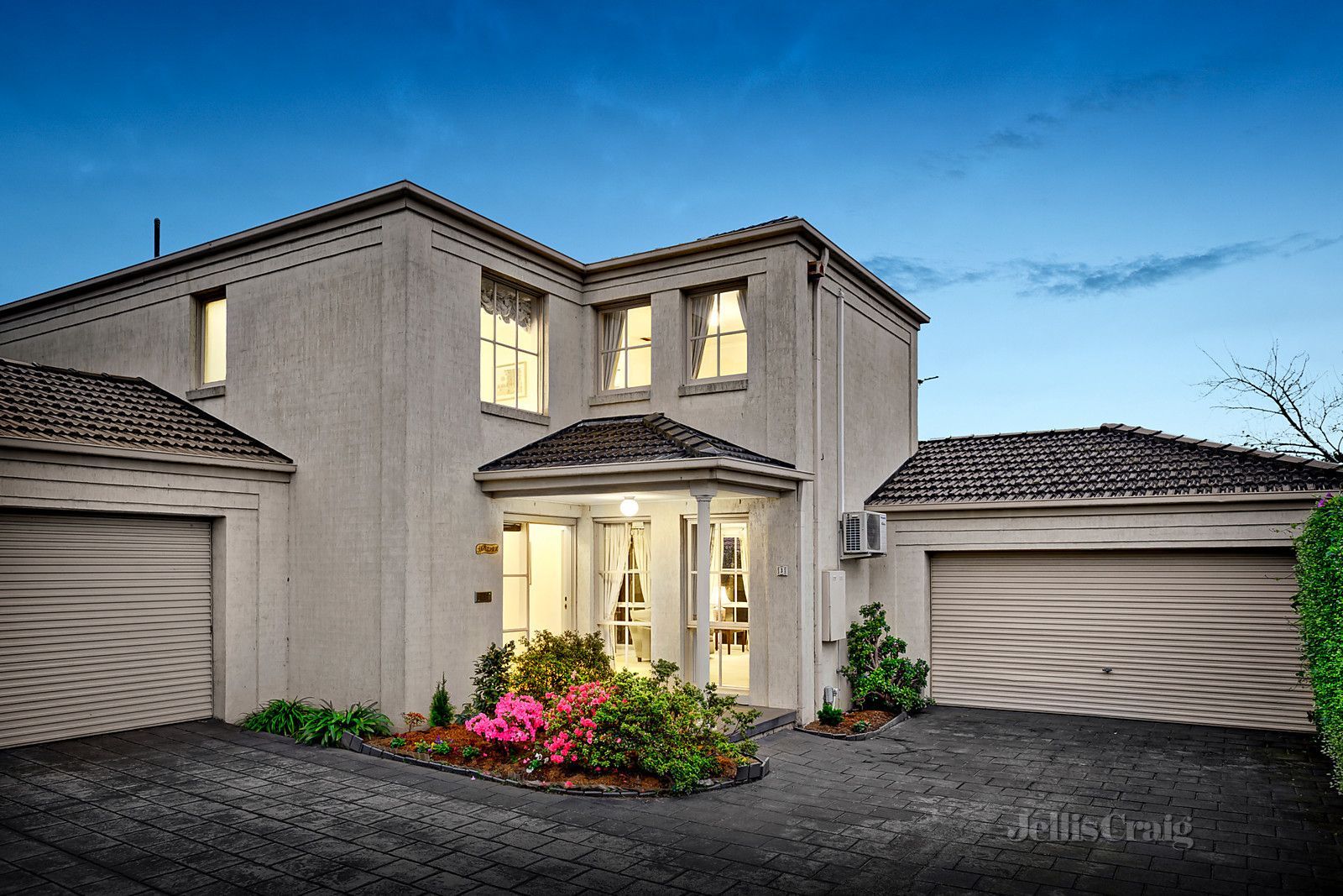 3 bedrooms Townhouse in 3/41 Queens Avenue DONCASTER VIC, 3108