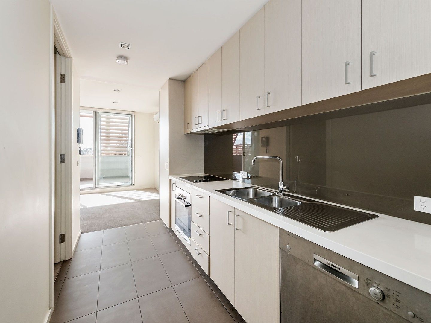 2 bedrooms Apartment / Unit / Flat in 209/1387 Malvern Road MALVERN VIC, 3144