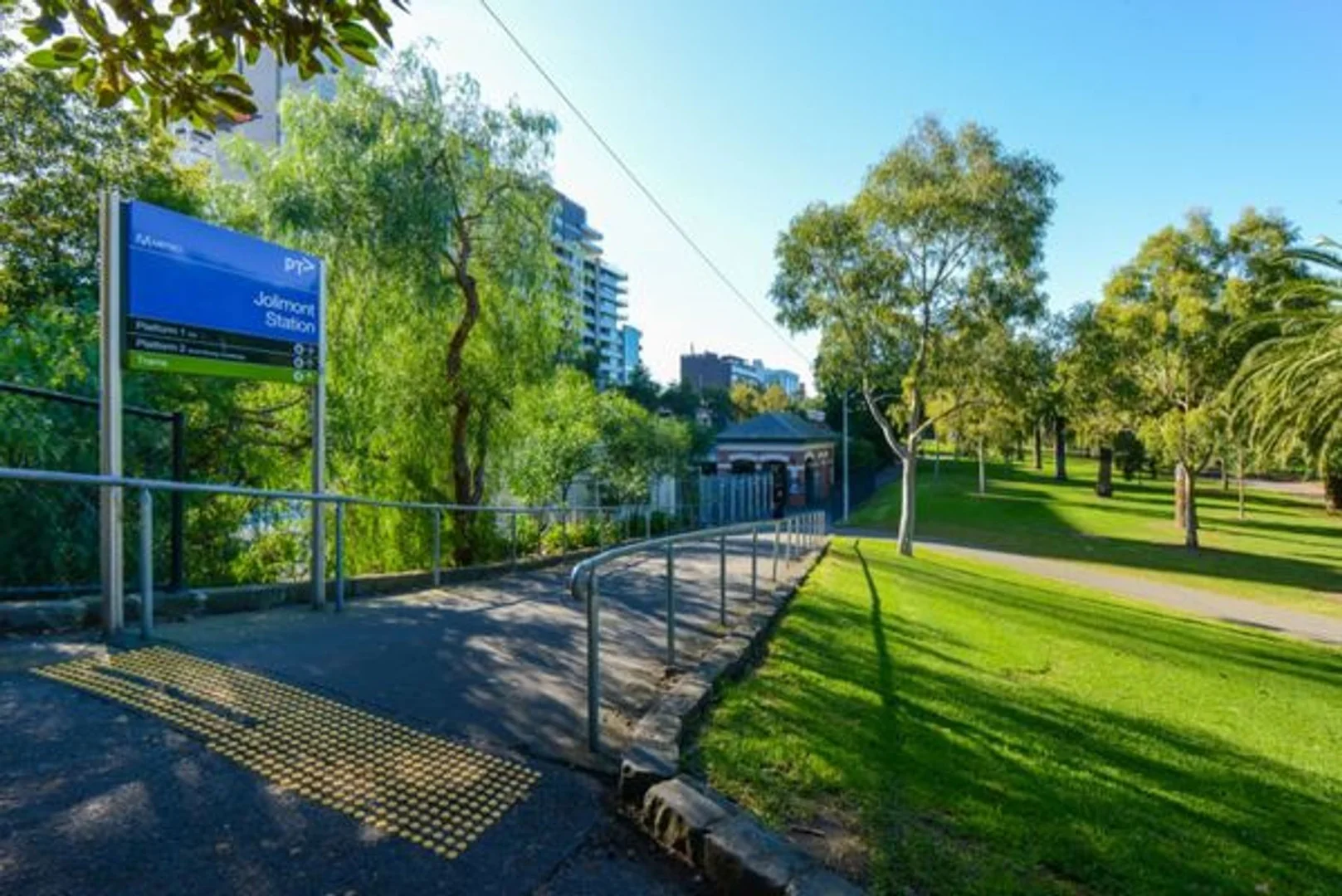 Additional image 9 of 601/9 Eades Street, East Melbourne VIC 3002