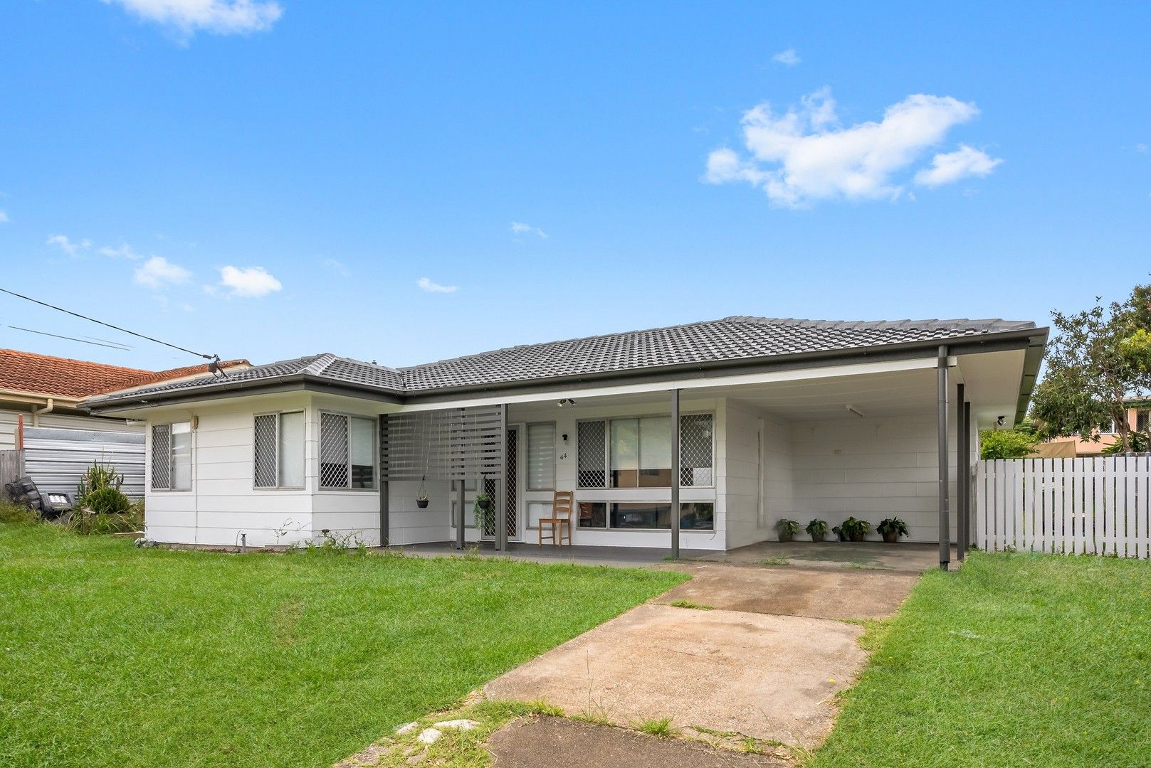 3 bedrooms House in 44 Monash Street WOODRIDGE QLD, 4114
