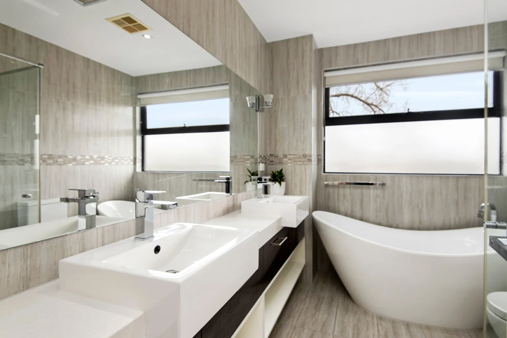 Additional image 4 of 1/17 St Clems Road, Doncaster East VIC 3109