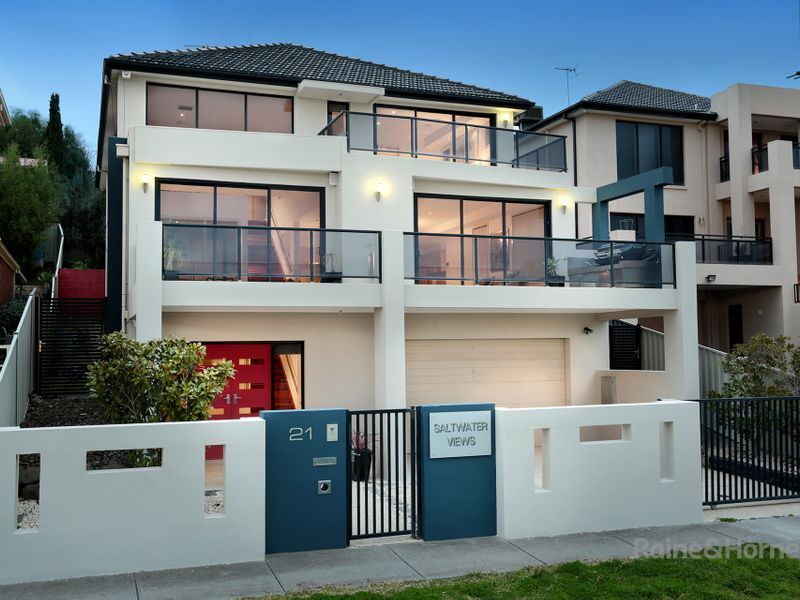 21 Saltwater Crescent, Maribyrnong VIC 3032