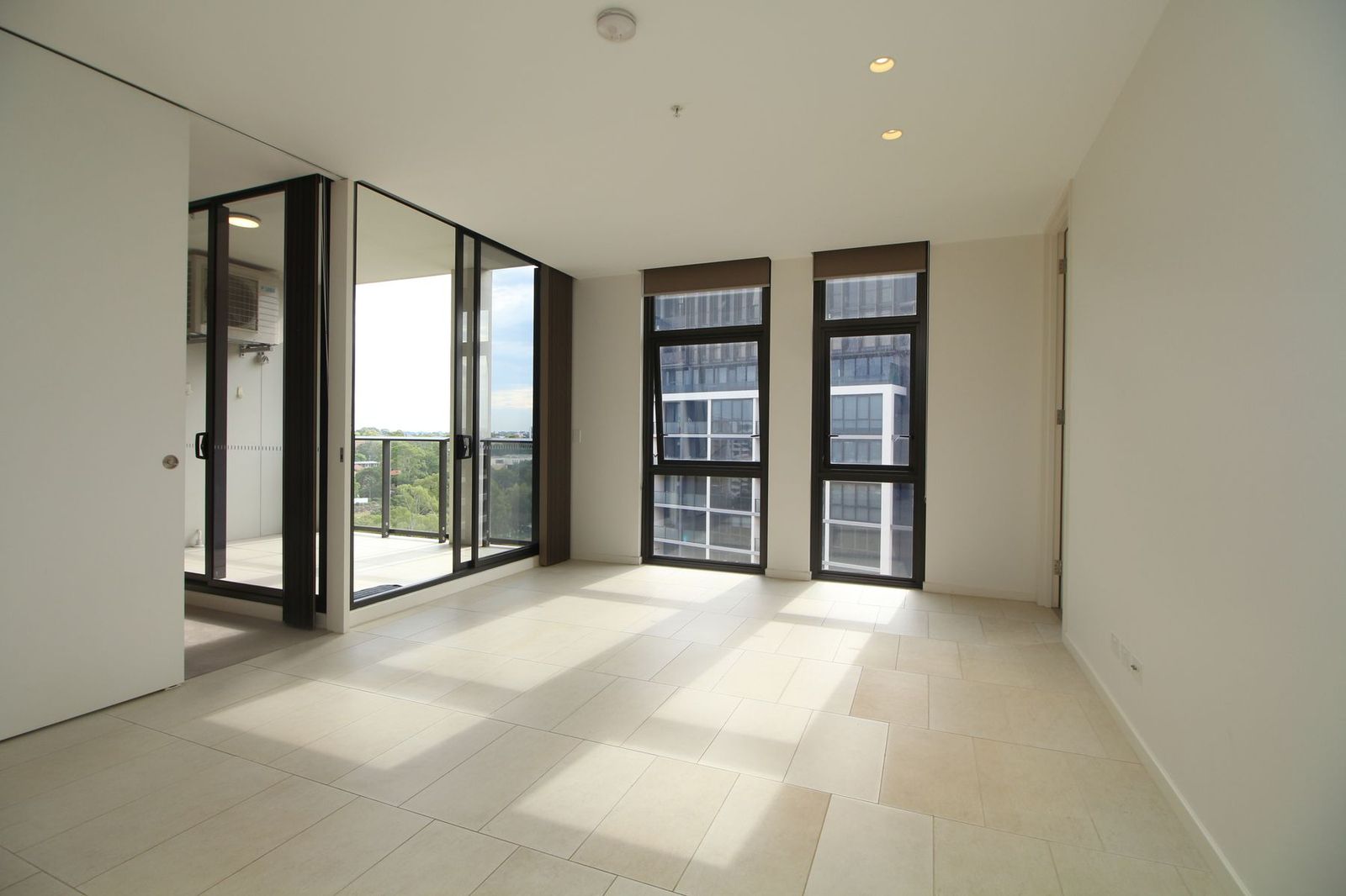 2 bedrooms Apartment / Unit / Flat in 607c/3 Broughton Street PARRAMATTA NSW, 2150