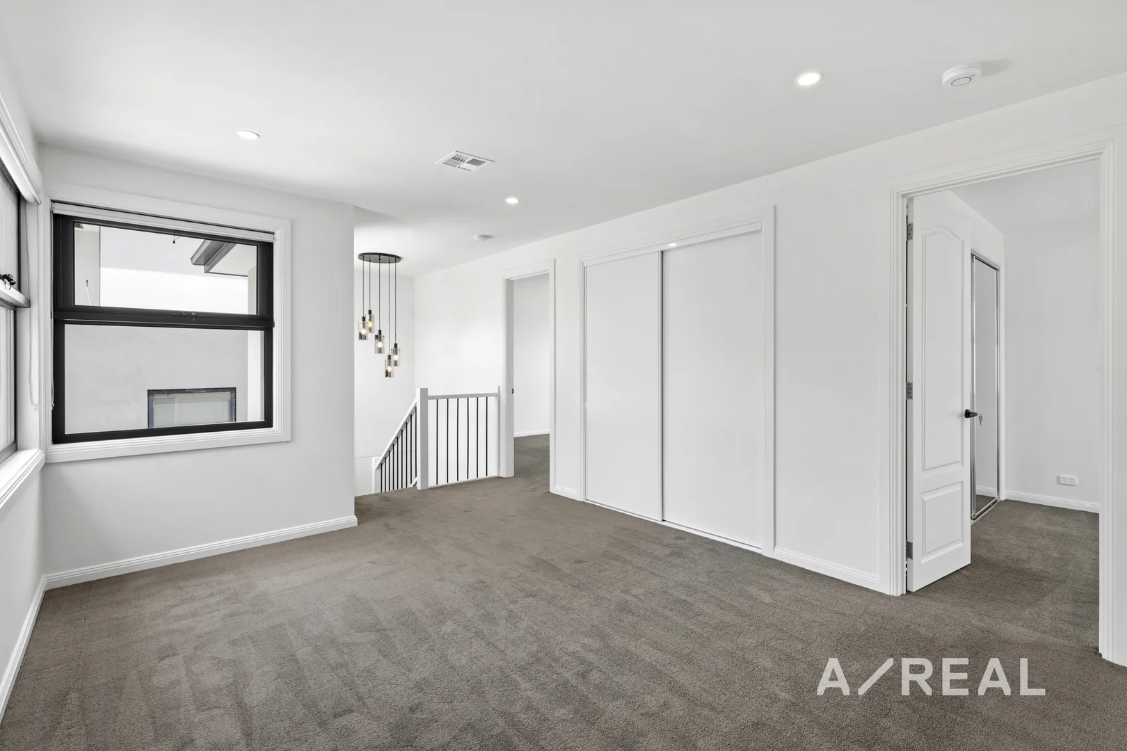 Additional image 9 of 2/30 Wadham Parade, Mount Waverley VIC 3149