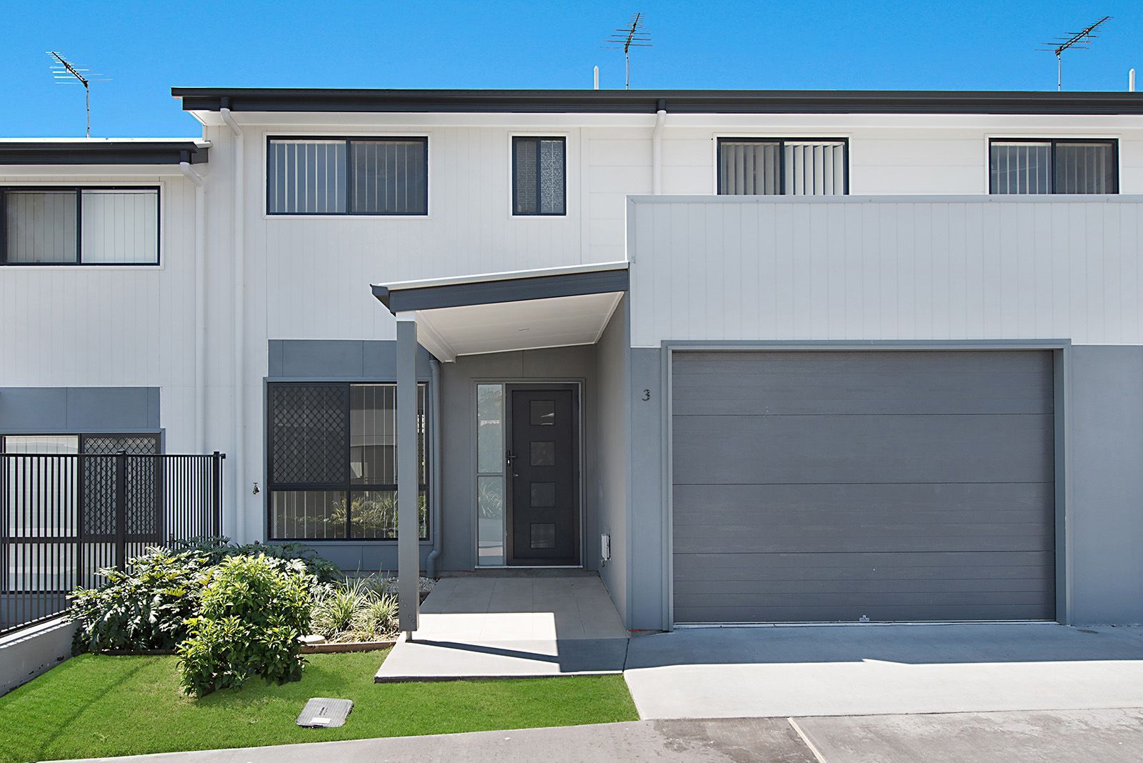 3 bedrooms Townhouse in ID:21117016/2 Emerald Place BRIDGEMAN DOWNS QLD, 4035