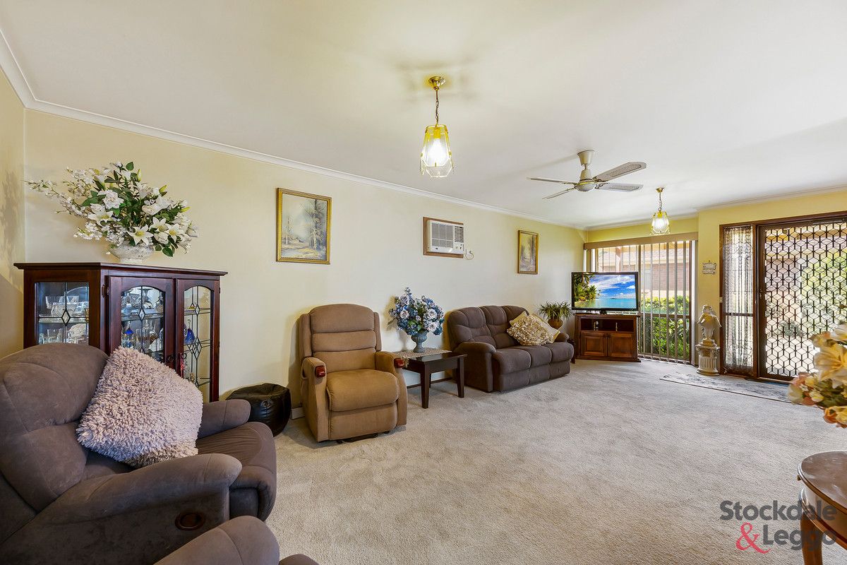 1/13 Saxtons Drive, Moe VIC 3825, Image 1