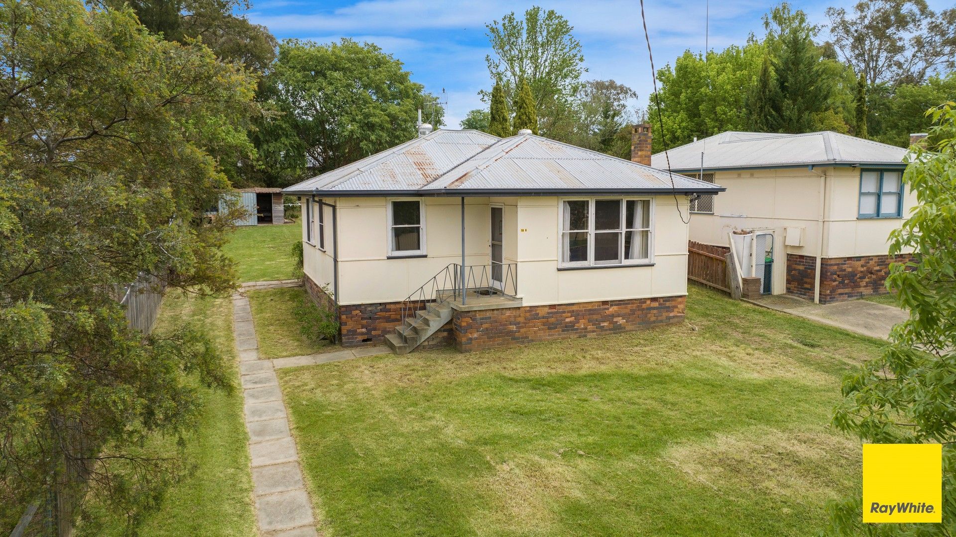 16A Douglas Street, Armidale NSW 2350, Image 0