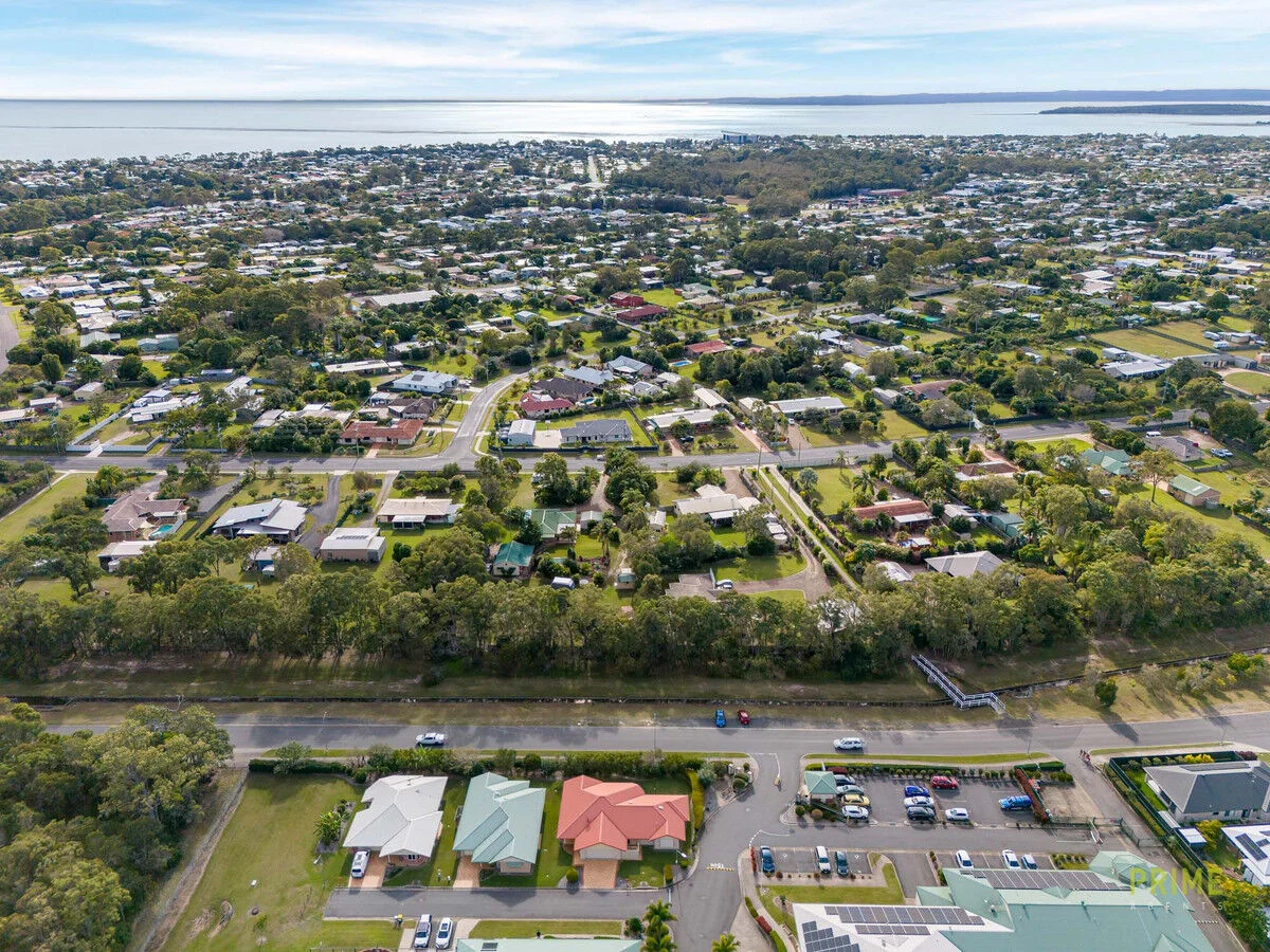 Additional image 2 of Villa 302/74-98 Emerald Park Way, Urangan QLD 4655