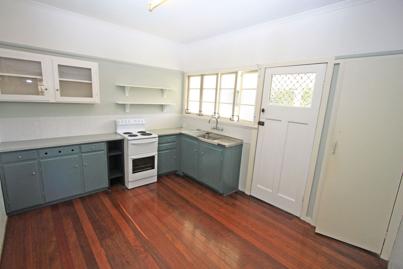 4/9-11 Walton Street, Southport QLD 4215, Image 1