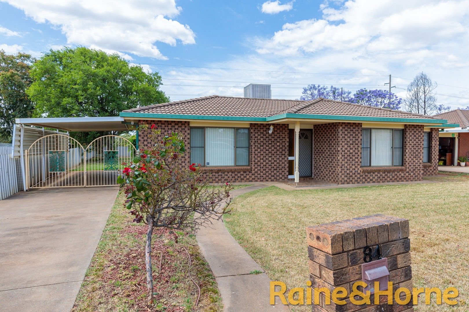 3 bedrooms House in 84 Birch Avenue DUBBO NSW, 2830