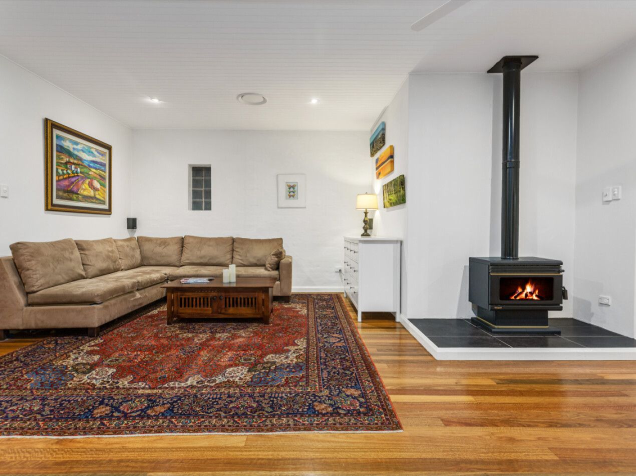 14 Normanhurst Road, Normanhurst NSW 2076, Image 2