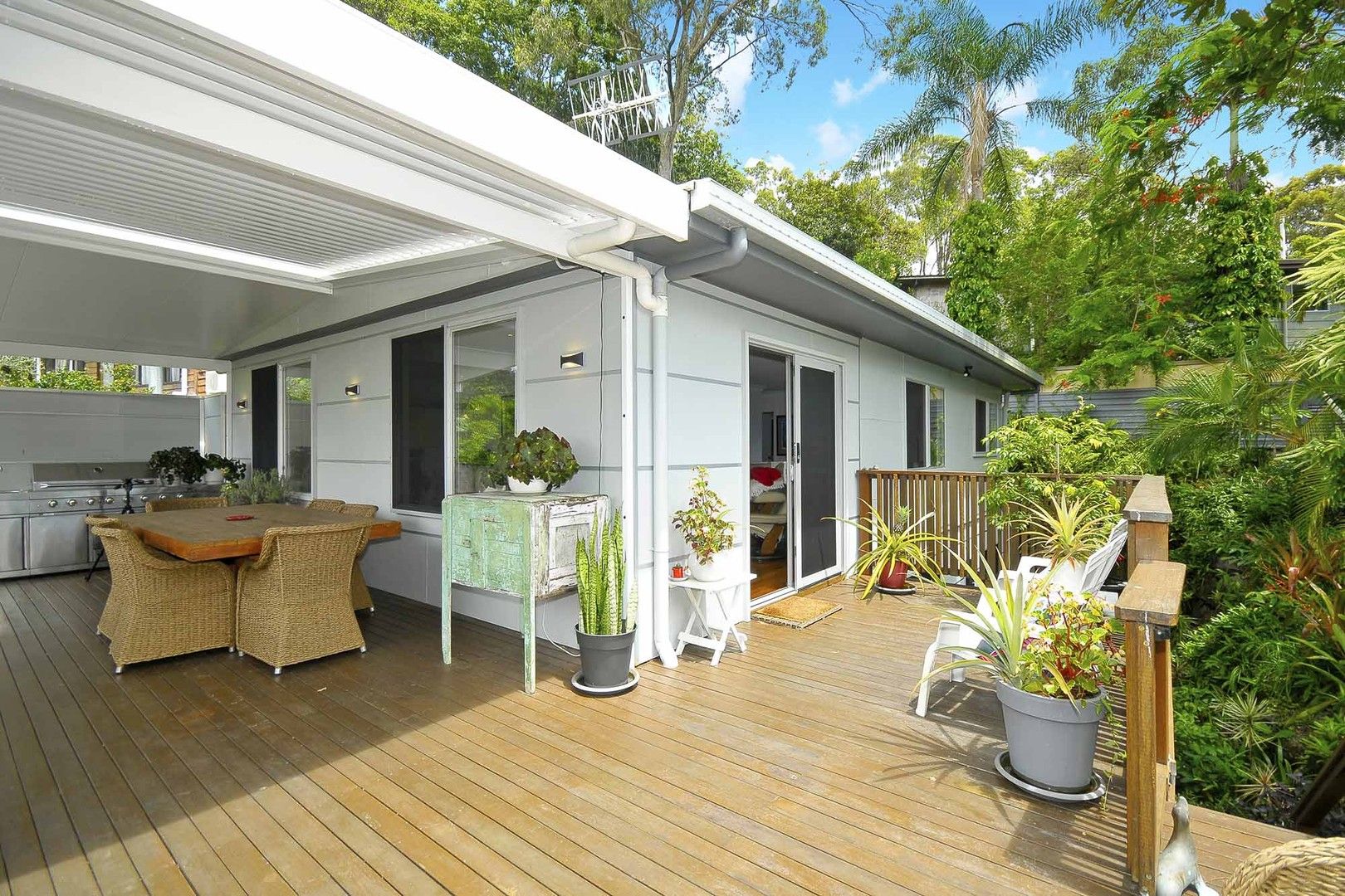 9 Walsh Street, Currumbin QLD 4223, Image 0