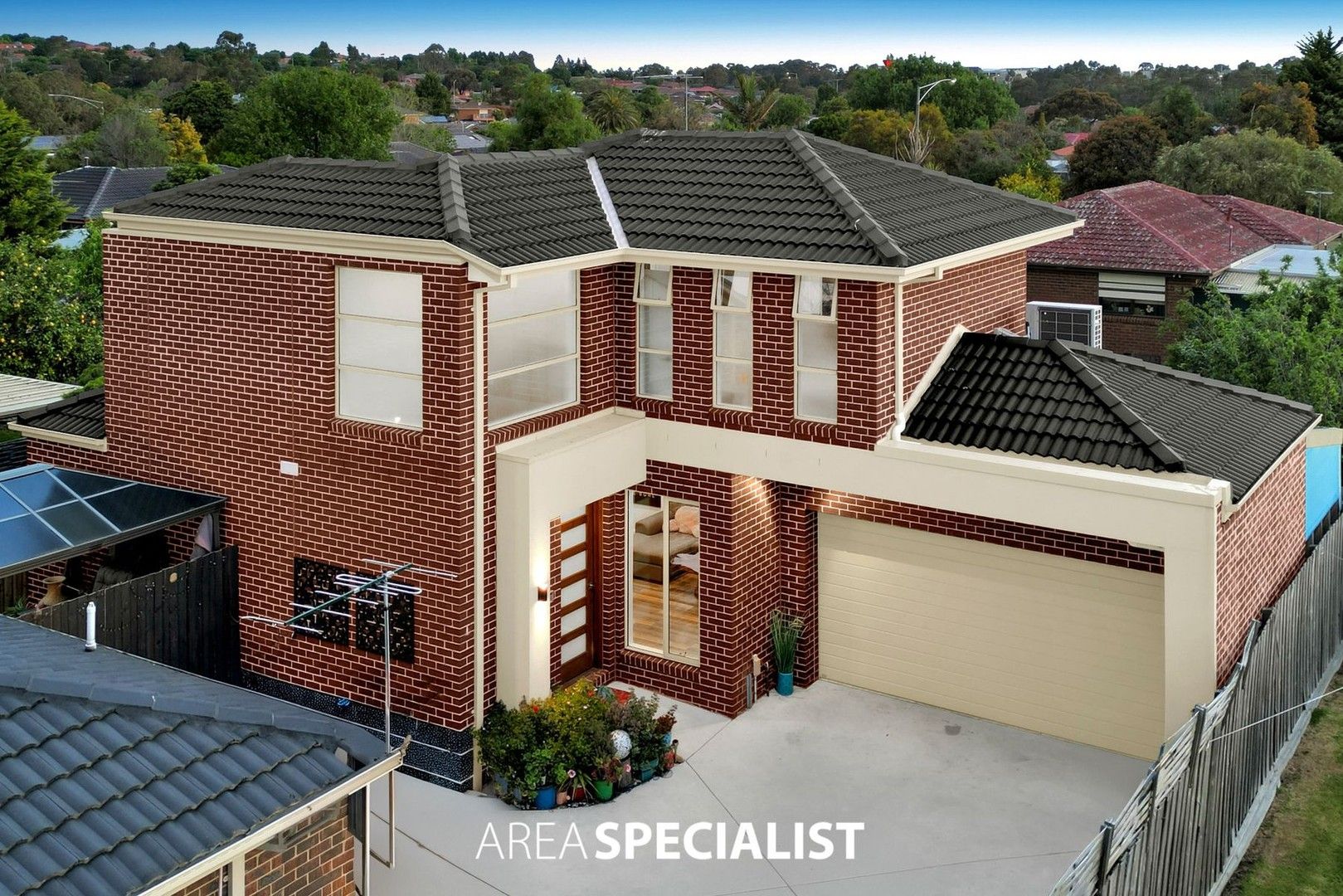 3 bedrooms House in 2/7 Franleigh Drive NARRE WARREN VIC, 3805
