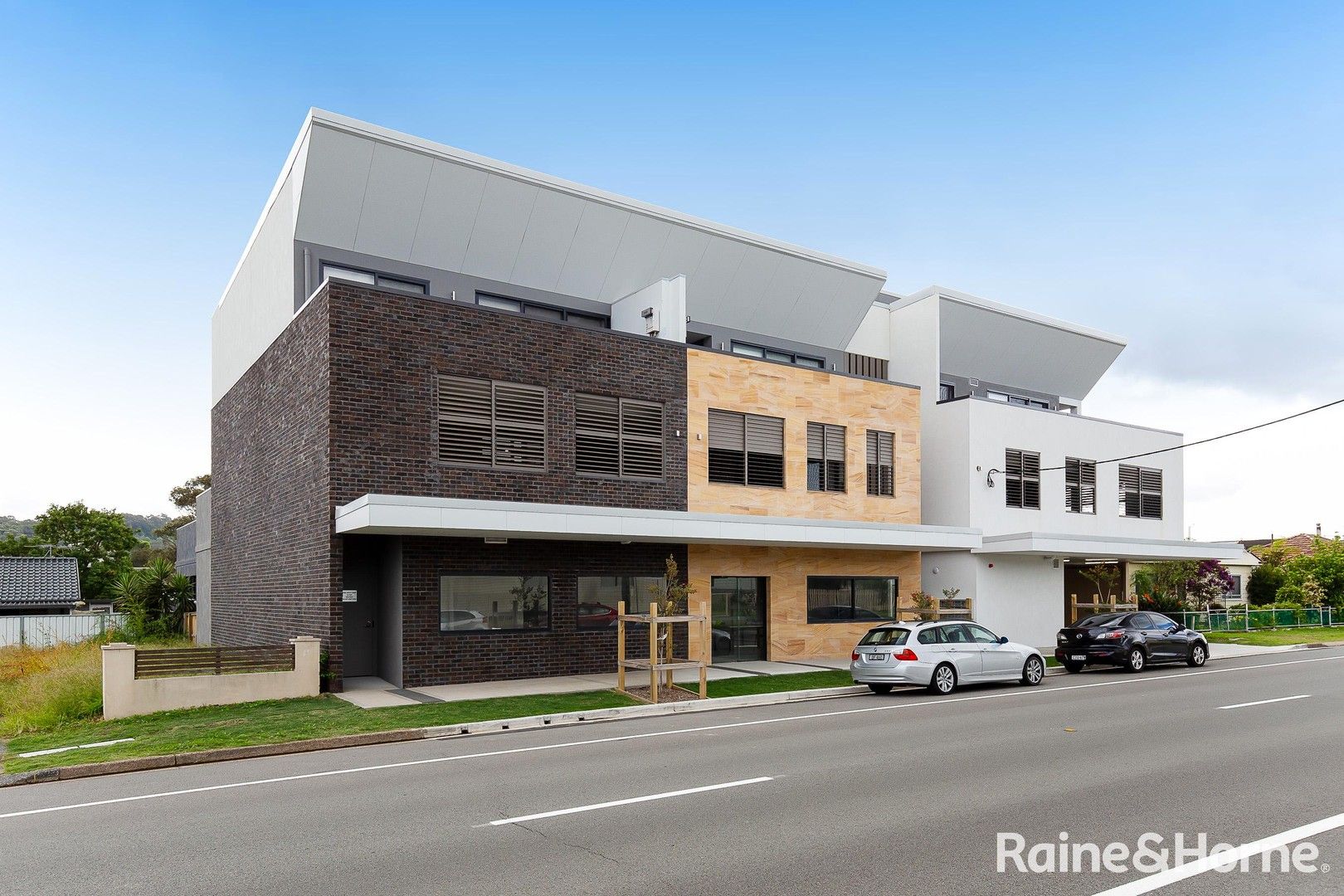 1 bedrooms Apartment / Unit / Flat in 103/21 Lake Street WARNERS BAY NSW, 2282
