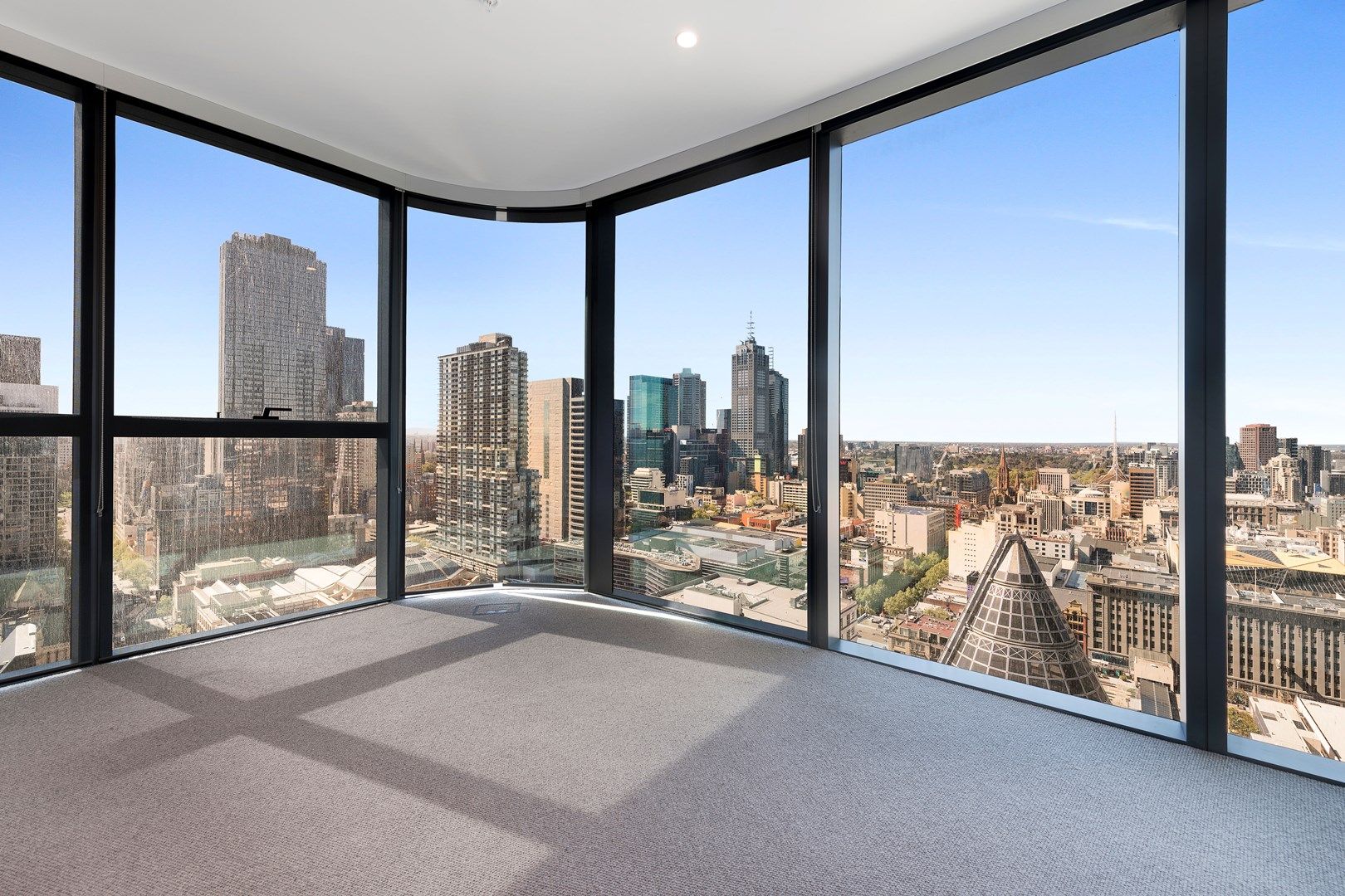 3 bedrooms Apartment / Unit / Flat in 3009/228 La Trobe St MELBOURNE VIC, 3000