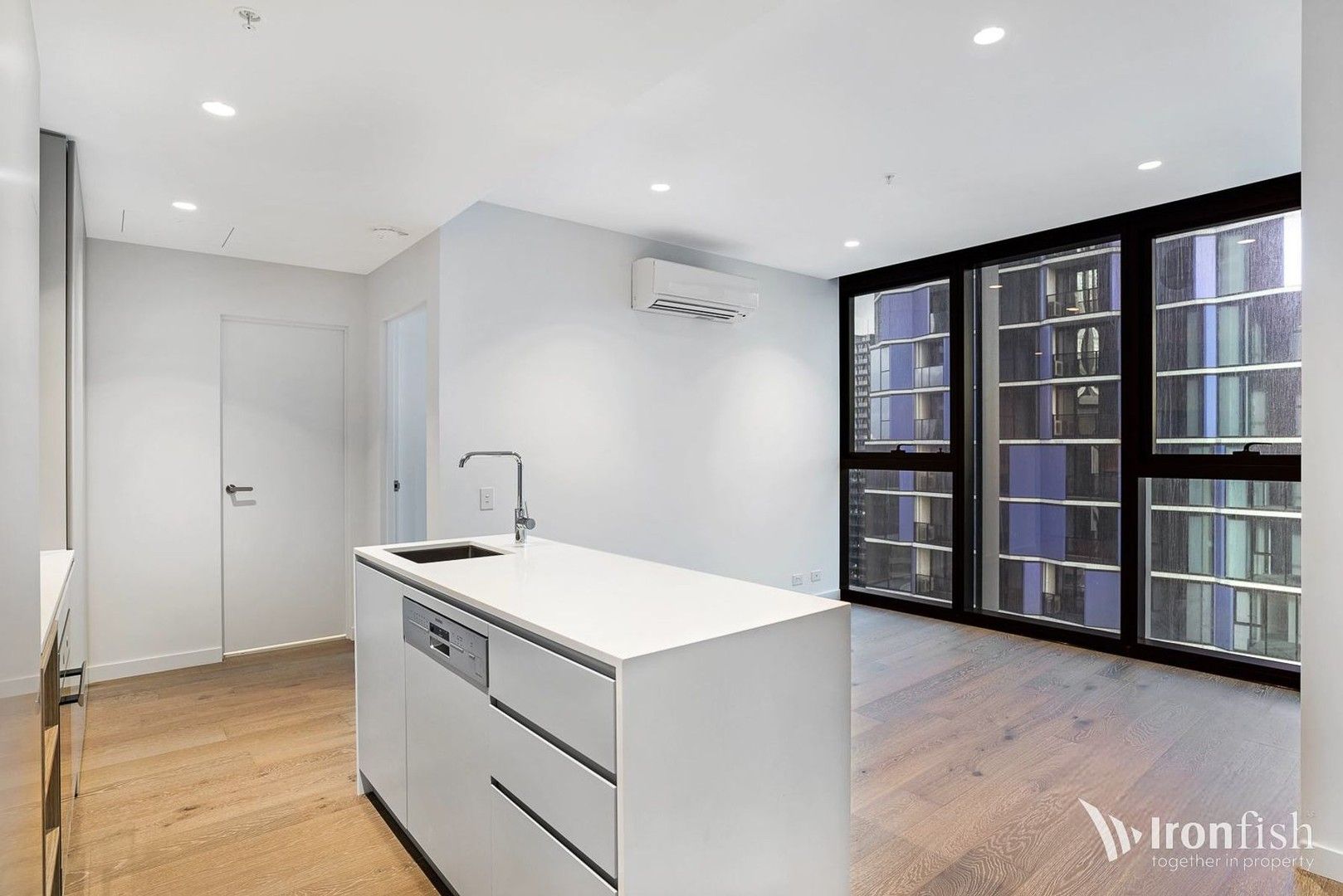 2 bedrooms Apartment / Unit / Flat in 2106/452 Elizabeth Street MELBOURNE VIC, 3000