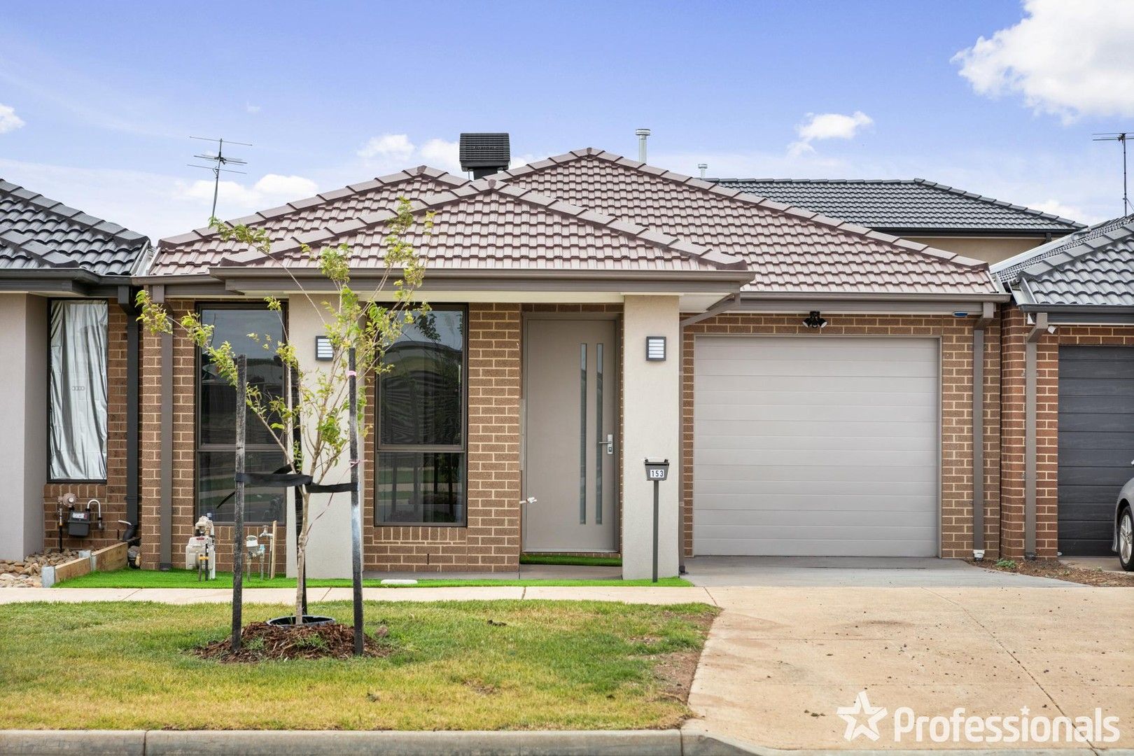 3 bedrooms House in 153 Clara Avenue TRUGANINA VIC, 3029