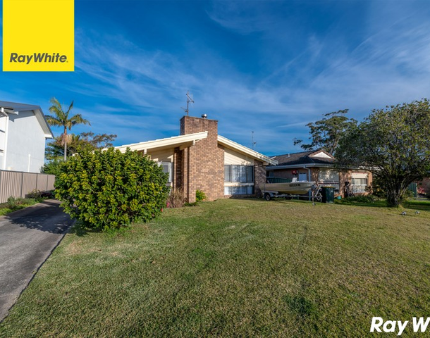 11 Murray Avenue, Forster NSW 2428