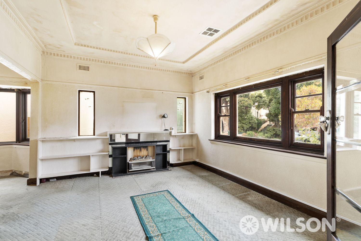 10 Palm Court, St Kilda East VIC 3183, Image 2