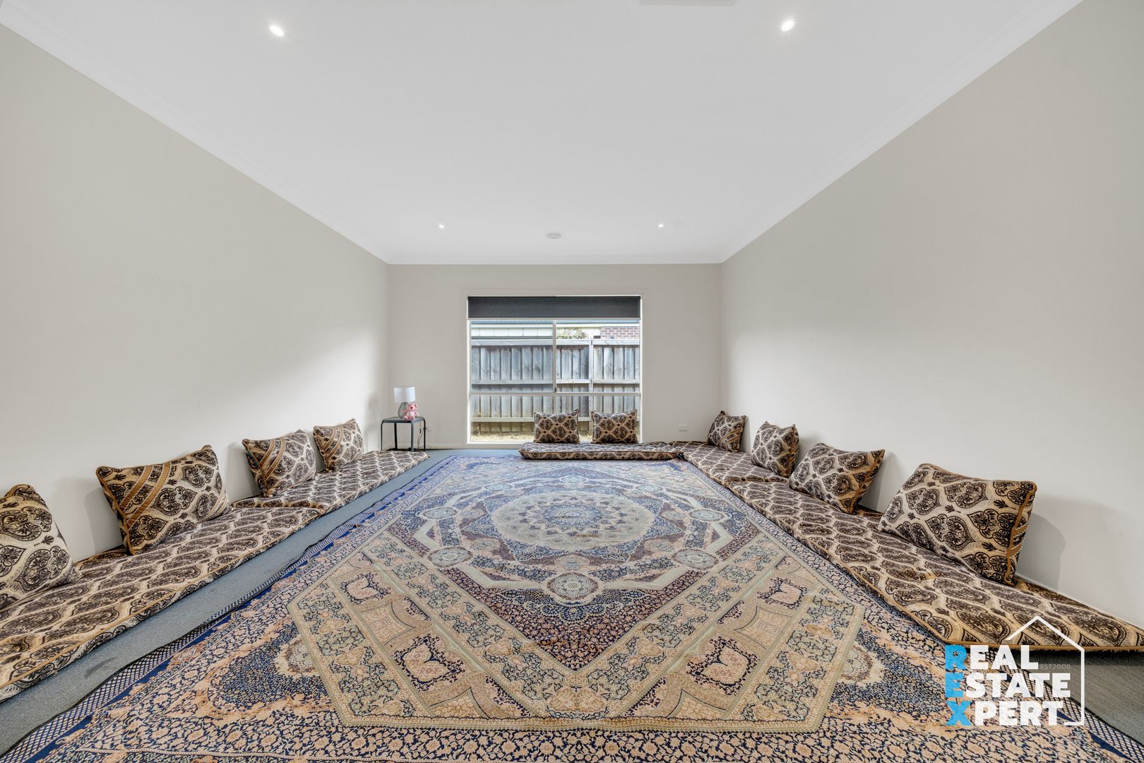 20 Starlight Rise, Cranbourne East VIC 3977, Image 2