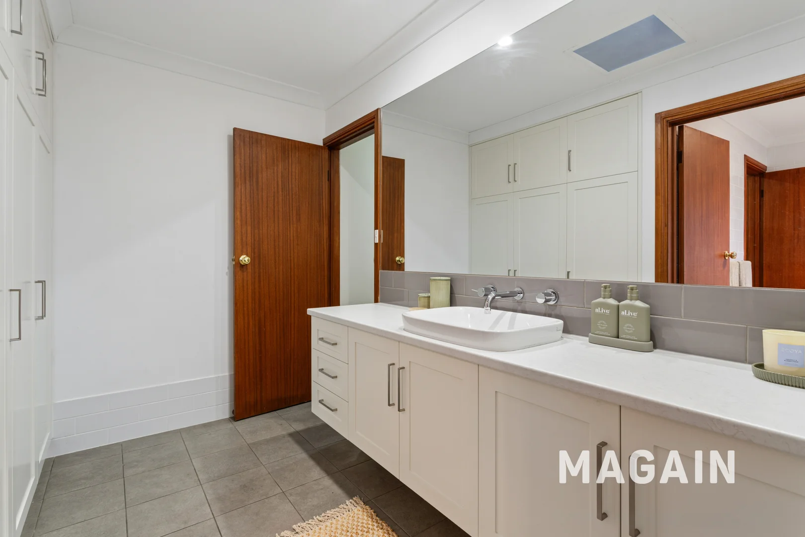 Additional image 19 of 95 Equestrian Drive, Woodcroft SA 5162