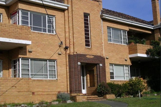 Picture of 2/4 Beddoe Avenue, BRIGHTON EAST VIC 3187