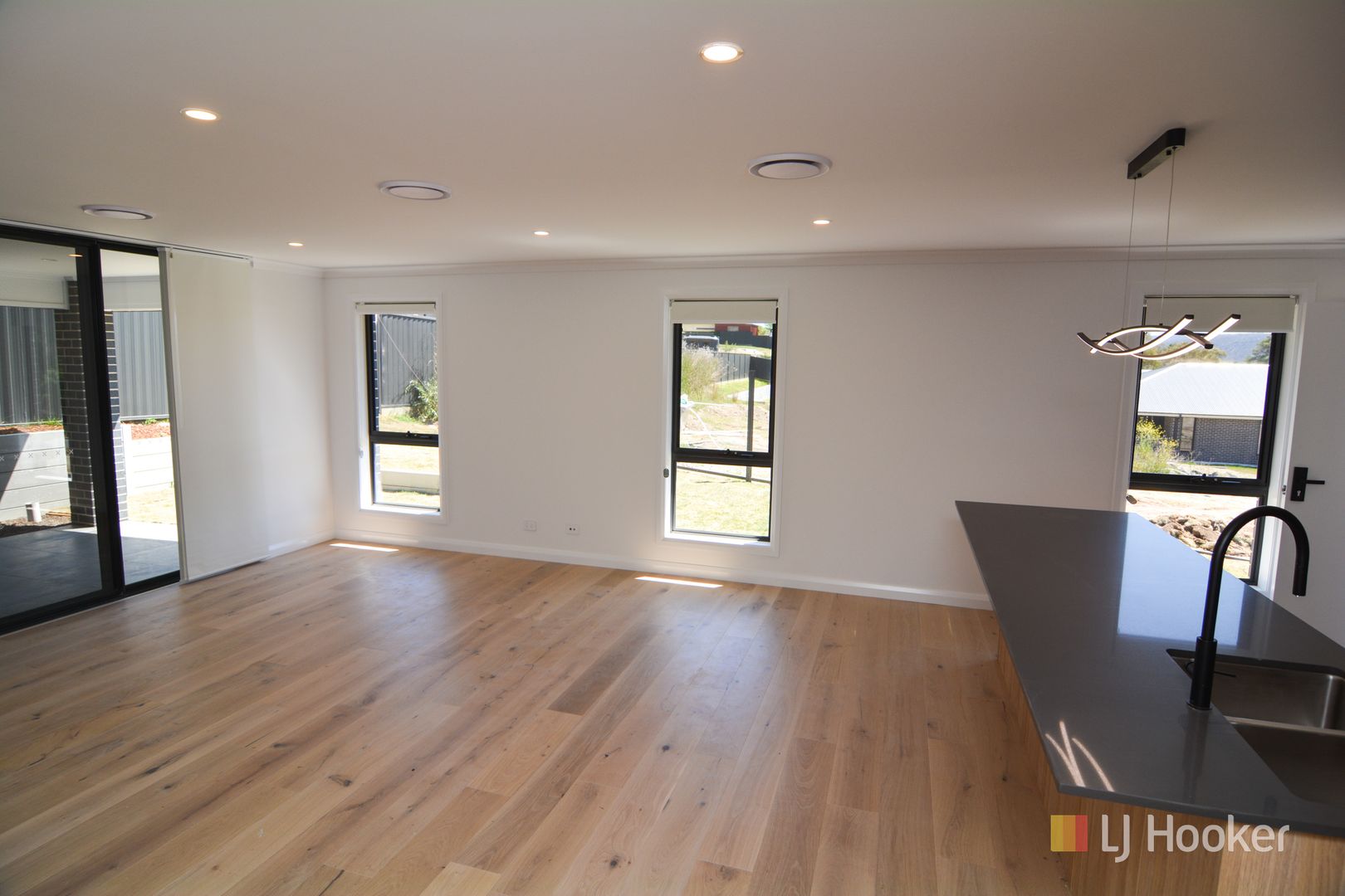 9 Mayview Drive, Lithgow NSW 2790 House For Rent Domain