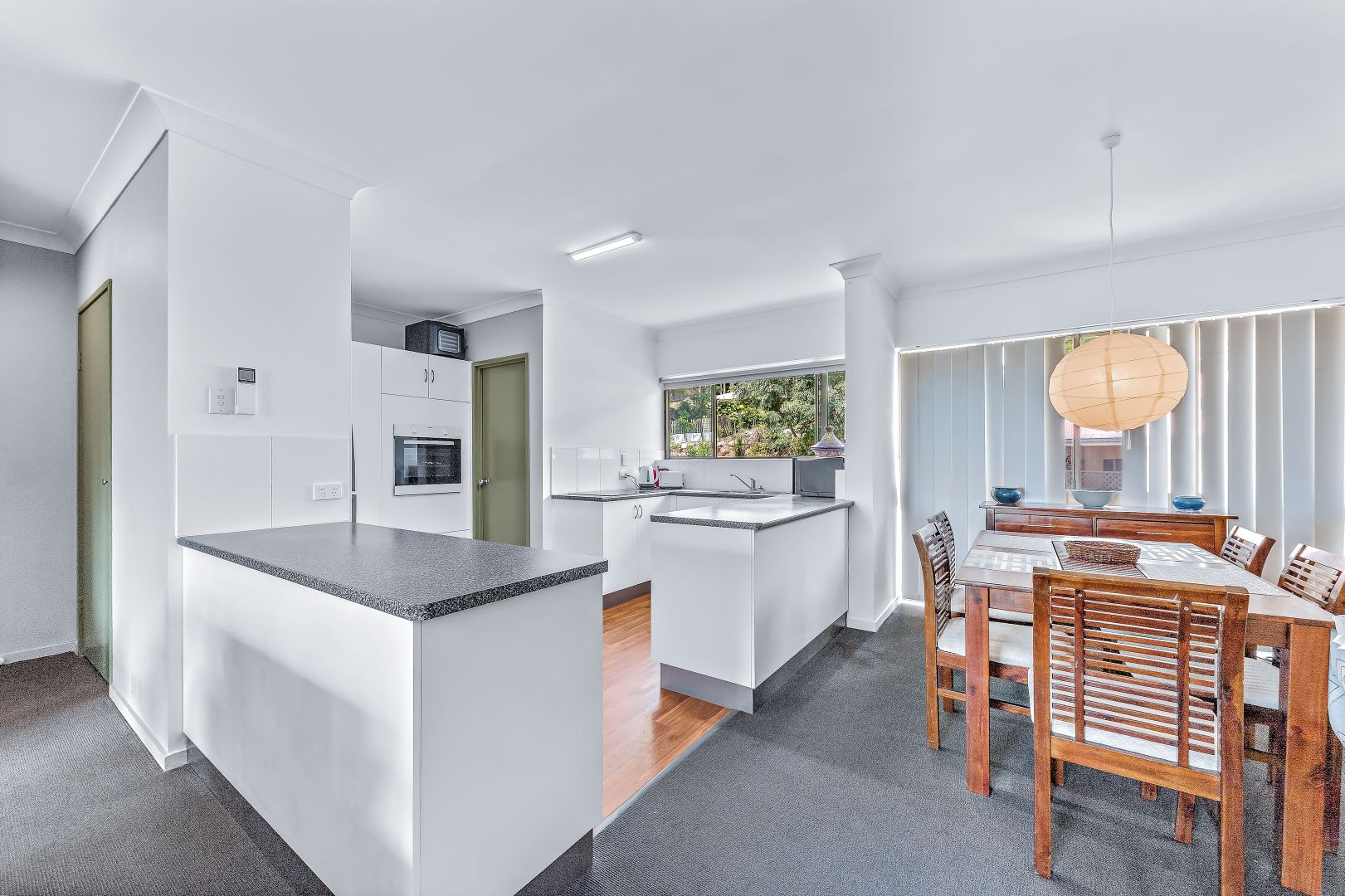 105/2 Eshelby Drive, Cannonvale QLD 4802, Image 2
