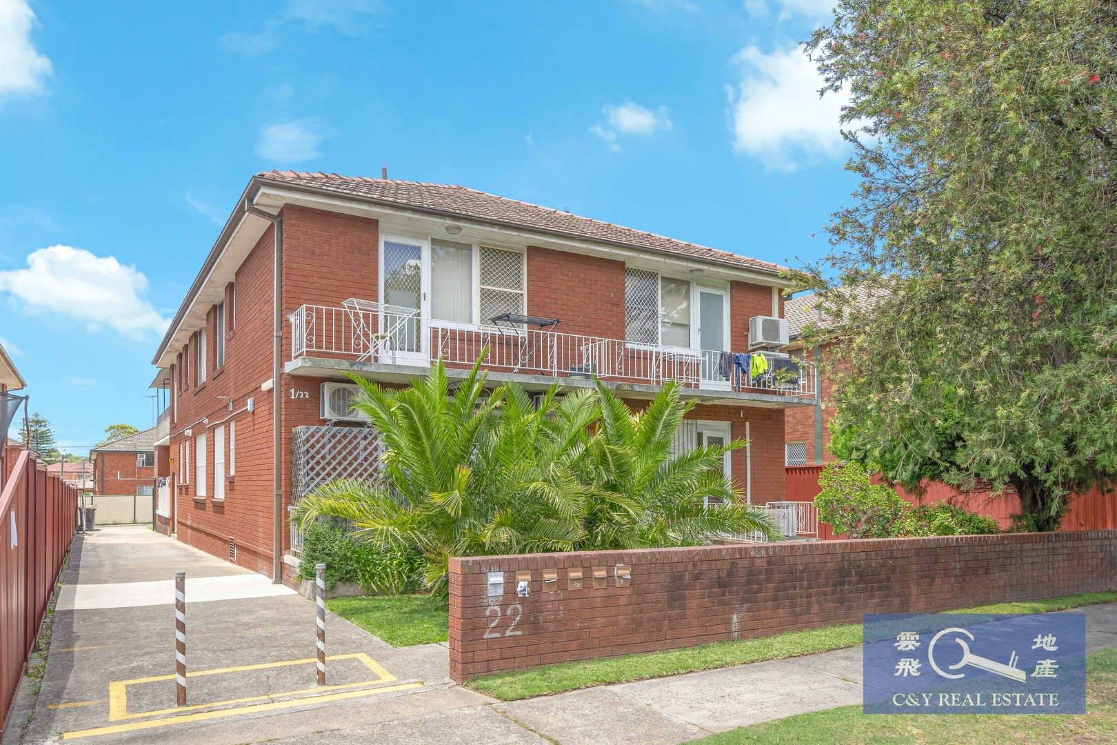 2 bedrooms Apartment / Unit / Flat in 2/22 Oswald Street CAMPSIE NSW, 2194