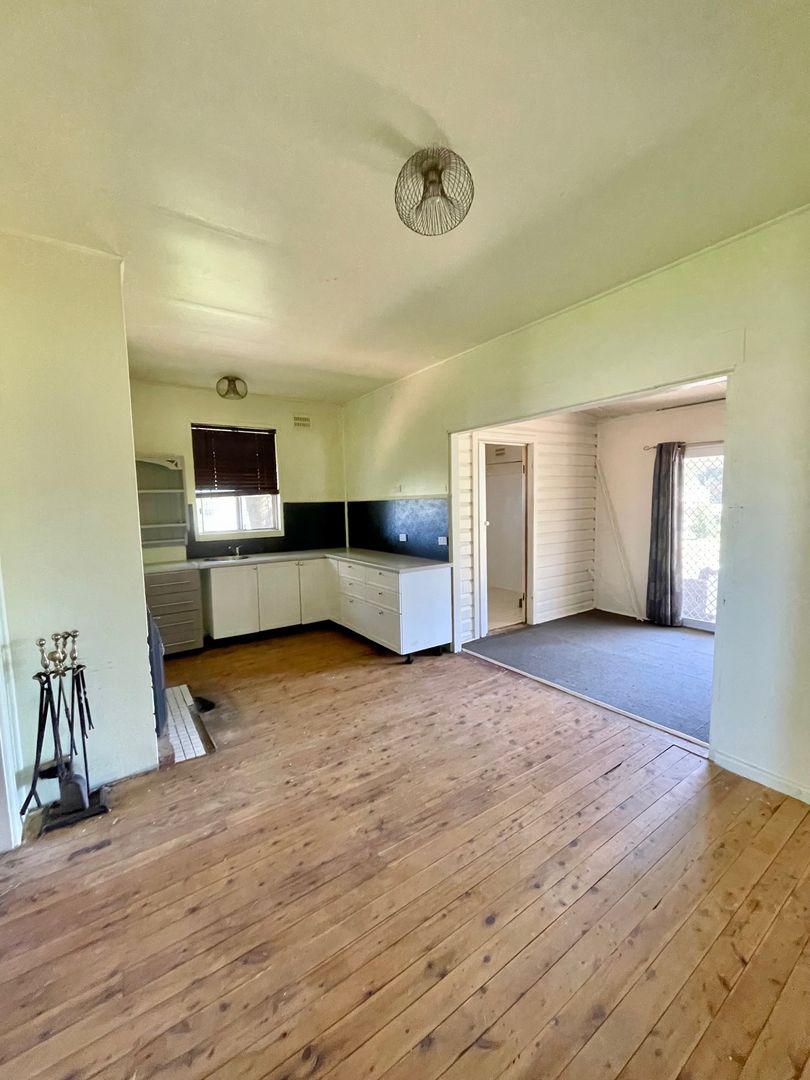 29-31 Binda Street, Gooloogong NSW 2805, Image 2