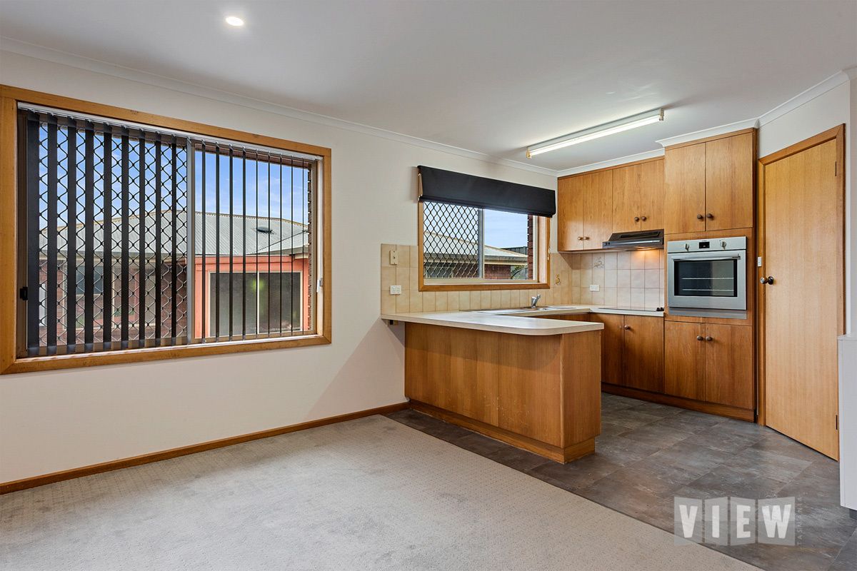 2/51 Jackson Street, Wynyard TAS 7325, Image 2