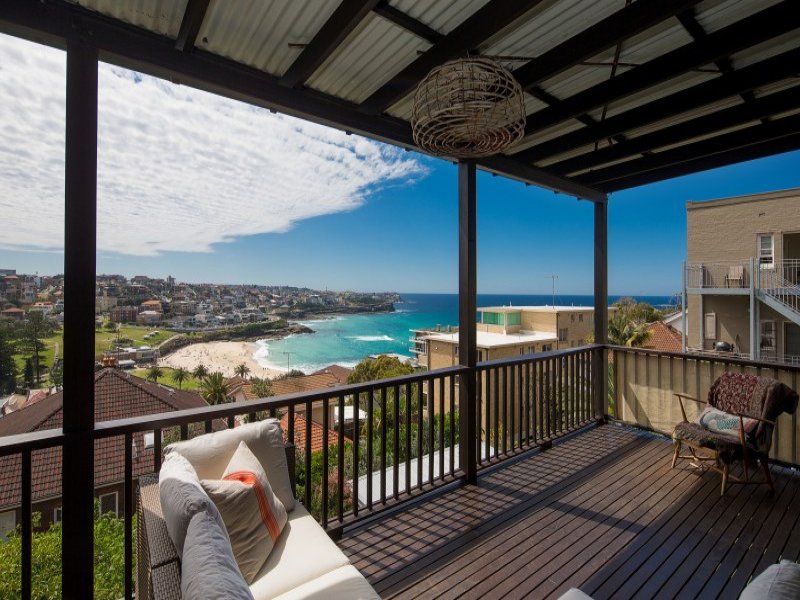 2 bedrooms Apartment / Unit / Flat in 2/162 MacPherson Street BRONTE NSW, 2024