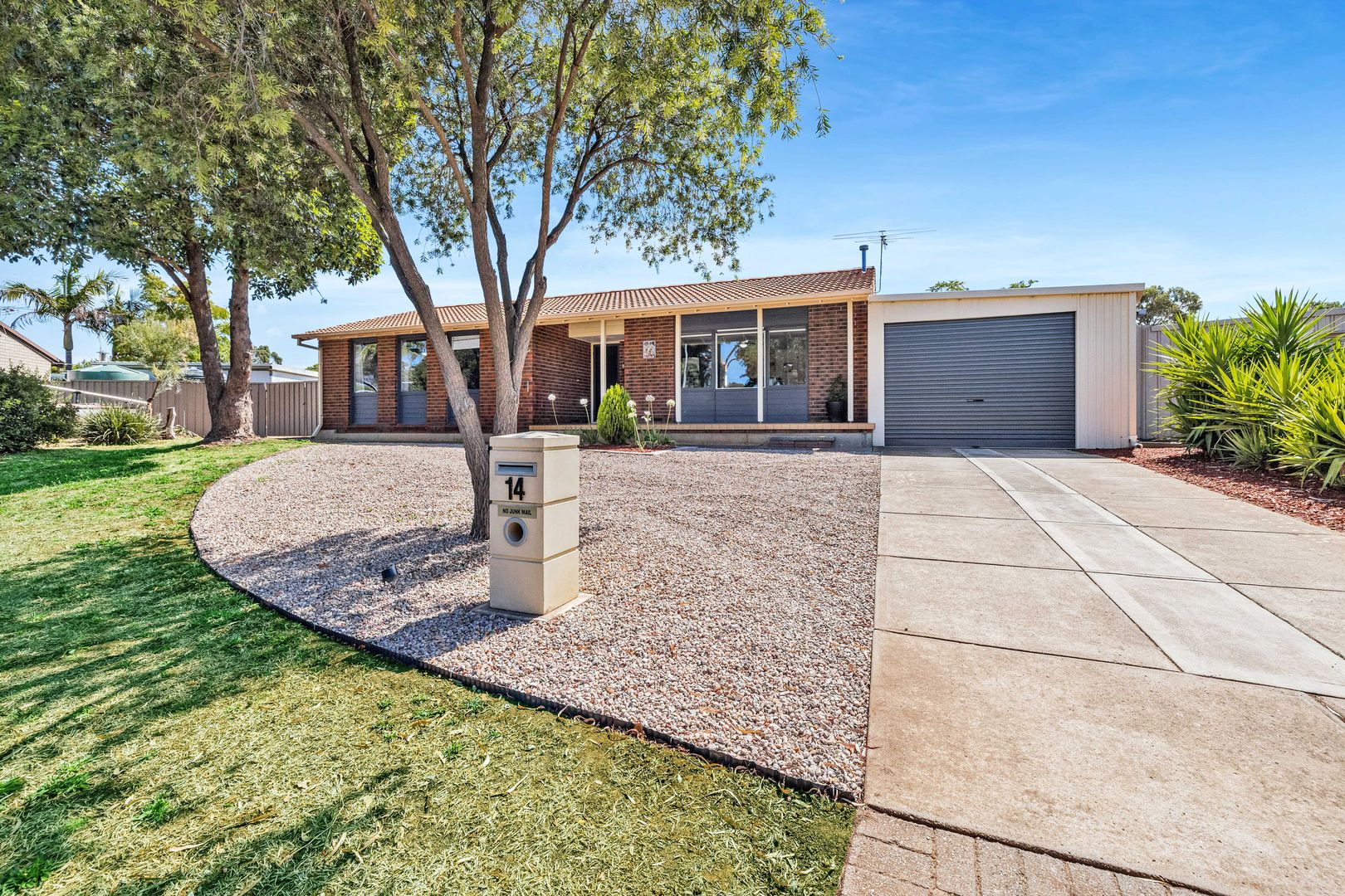 14 Lindsay Drive, Morphett Vale SA 5162 Domain