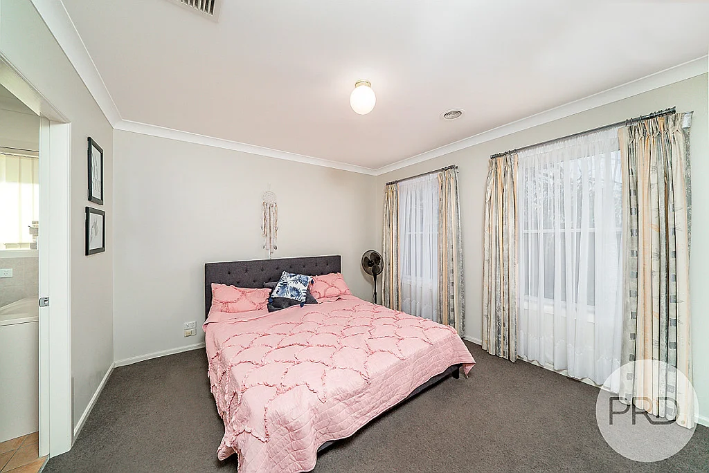 Additional image 5 of 2 Post Place, Lake Albert NSW 2650