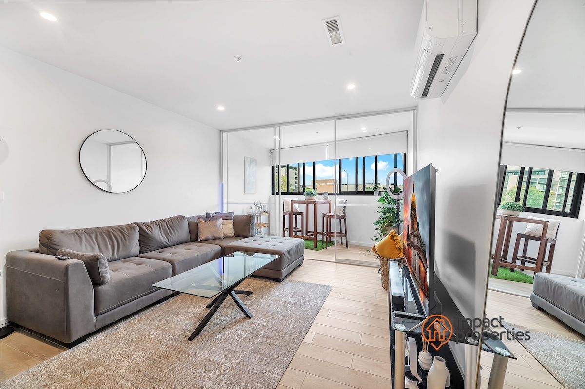 213/2 Terry Connolly Street, Coombs ACT 2611, Image 2