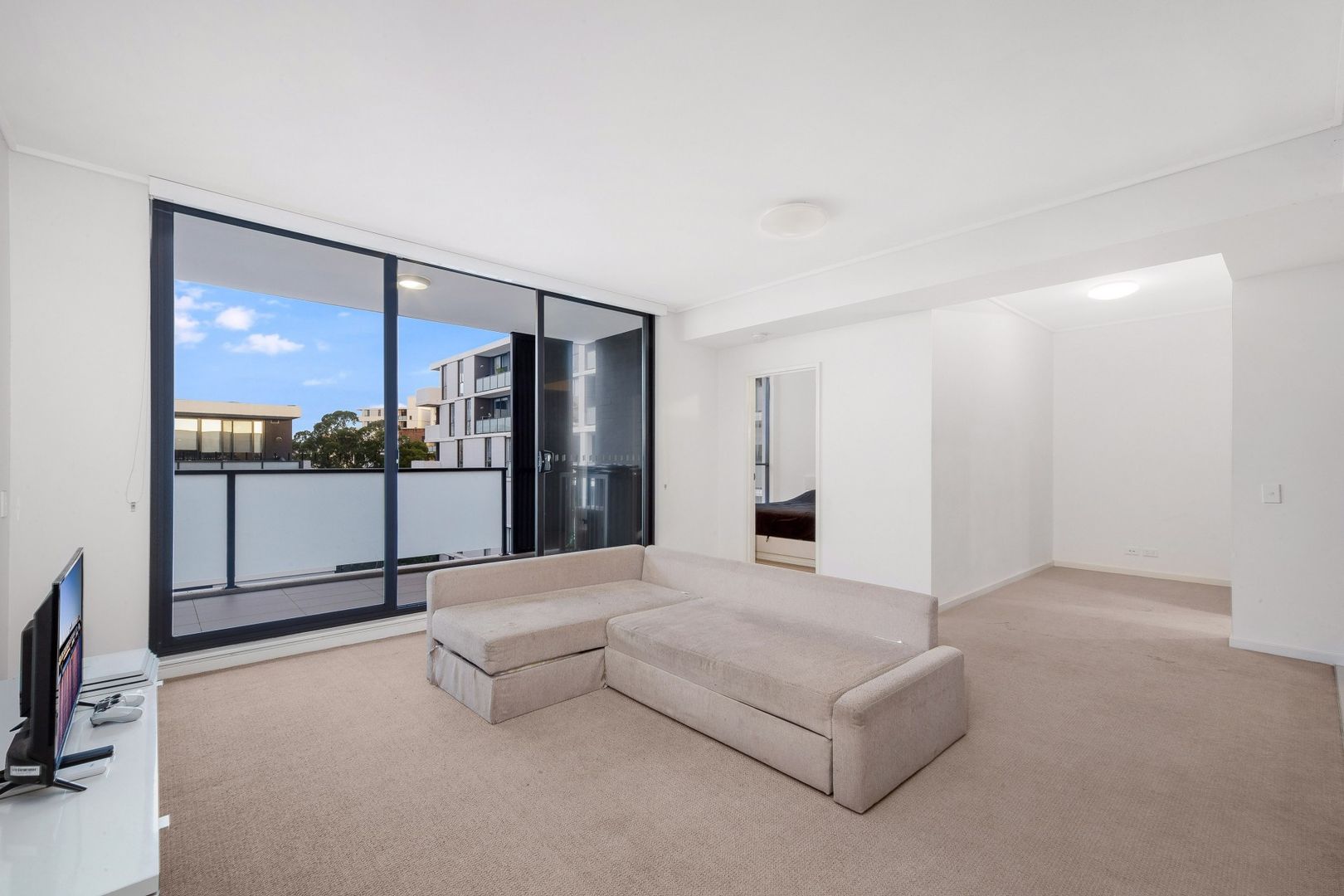 614/1 Vermont Crescent, Riverwood NSW 2210, Image 1