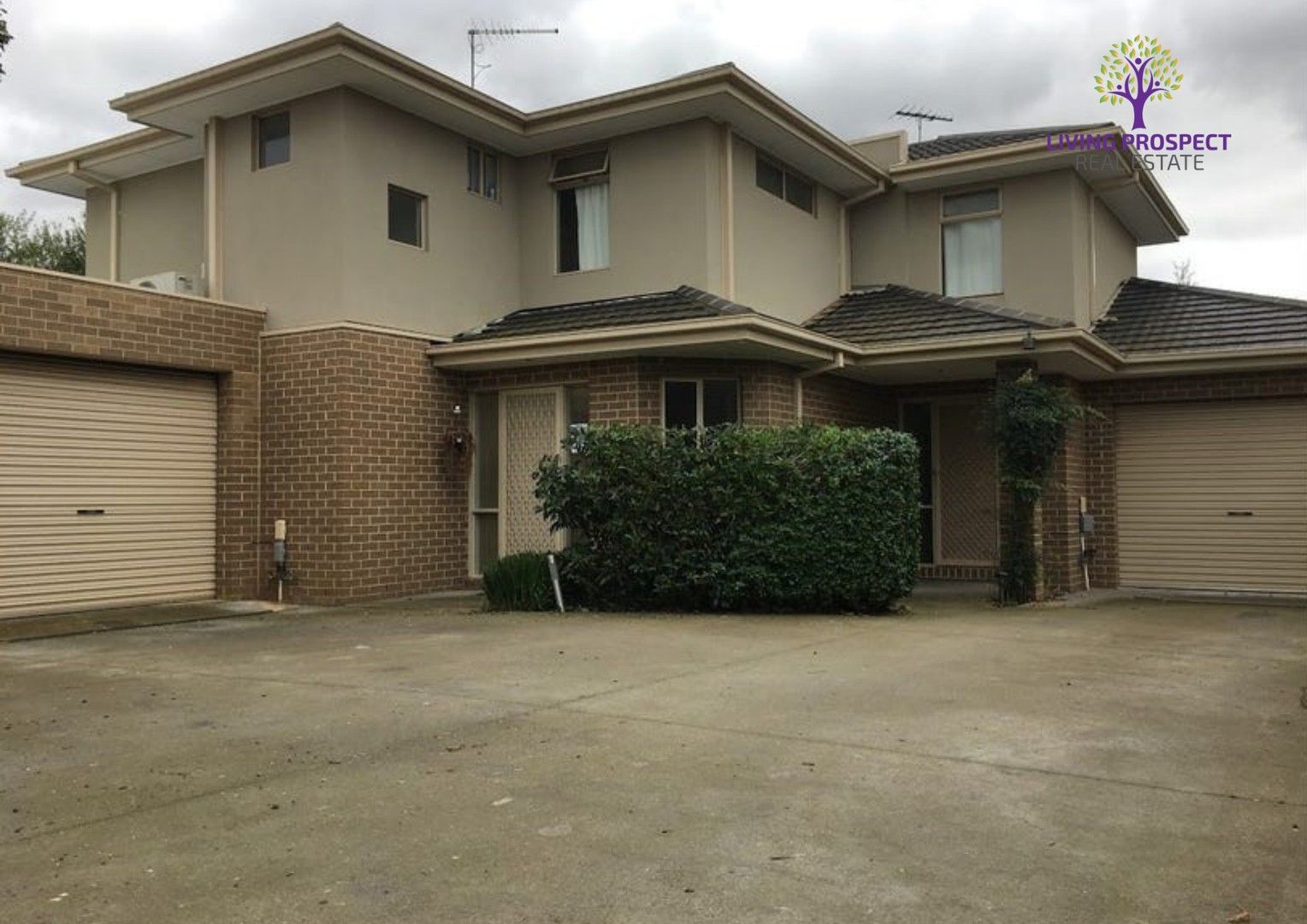 2 bedrooms Townhouse in 23 Symons Avenue HOPPERS CROSSING VIC, 3029